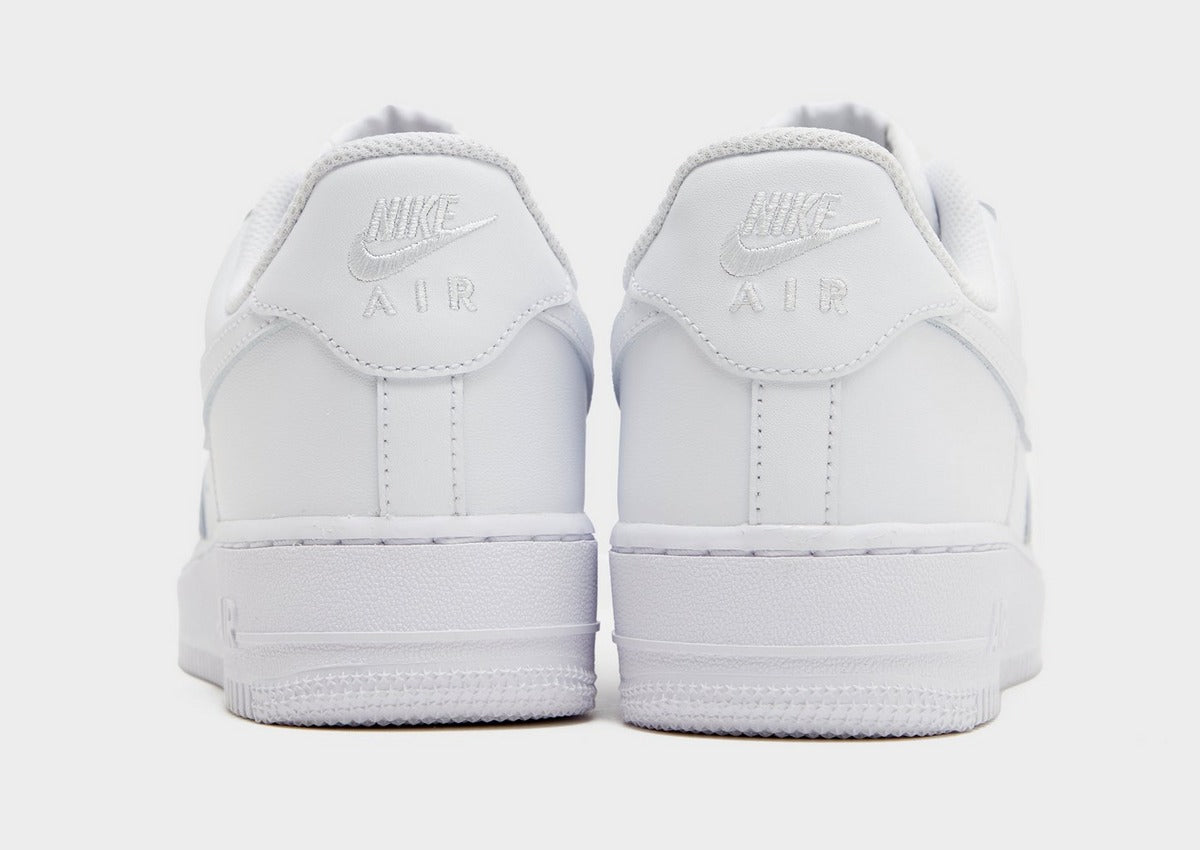 Nike  Air Force 1 classico dello streetwear